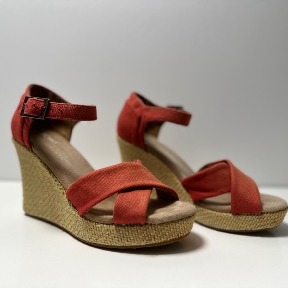 TOMS - Wedge Sandals - Size 5.5 - Picture 2 of 5